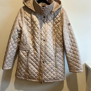 Calvin Klein- Quilted Hooded Jacket- large